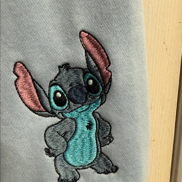Stitch Juniors Disney Blue  Hawaii Sweatshirt size L - Picture 2 of 3